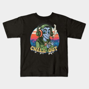 Interstellar Beats: Hip Hop Alien Art Piece Kids T-Shirt